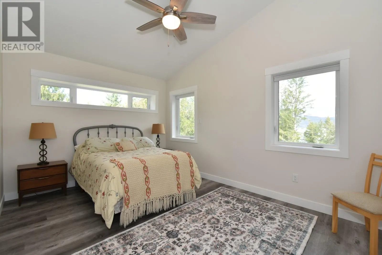 3044 Cedar Drive