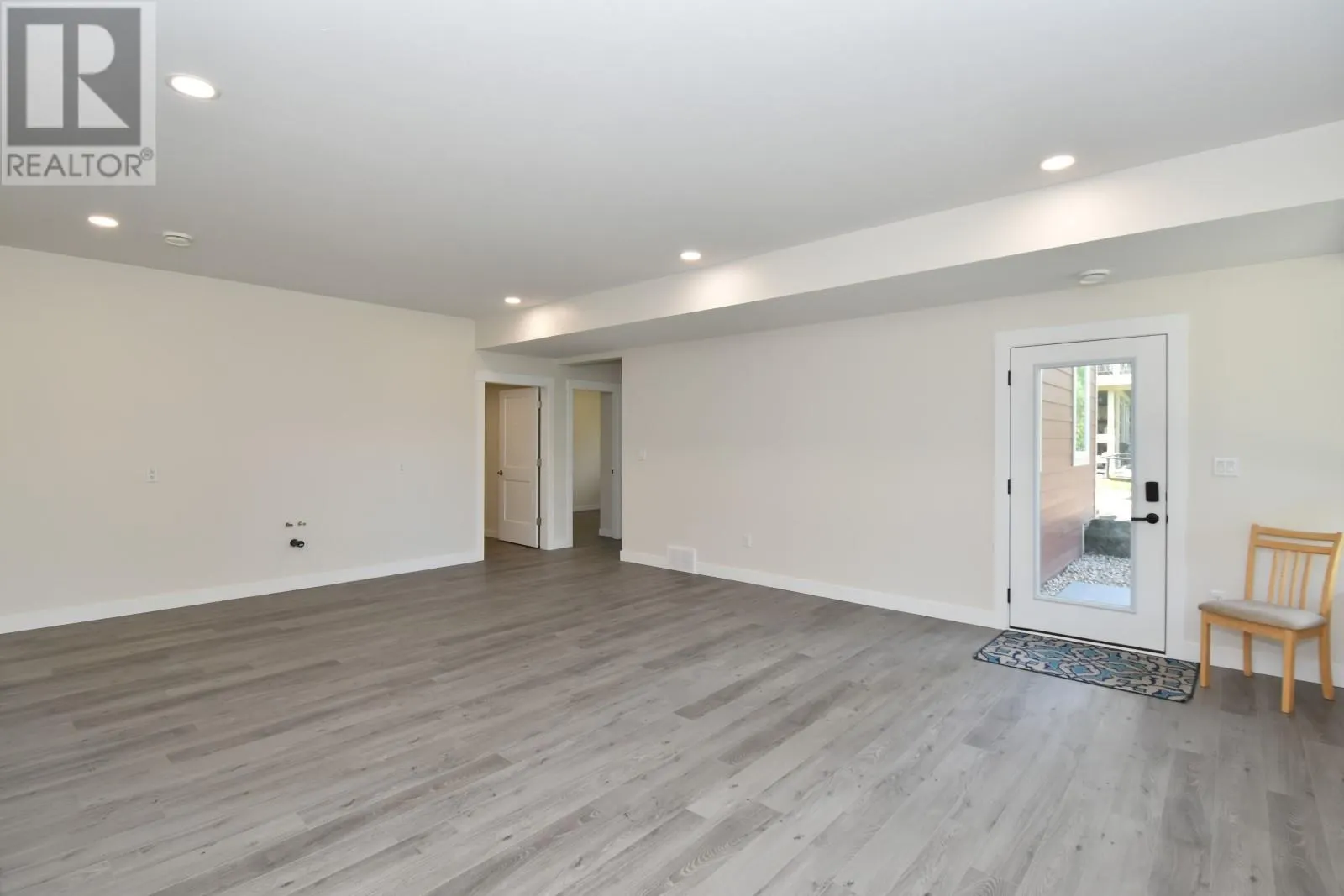 3044 Cedar Drive