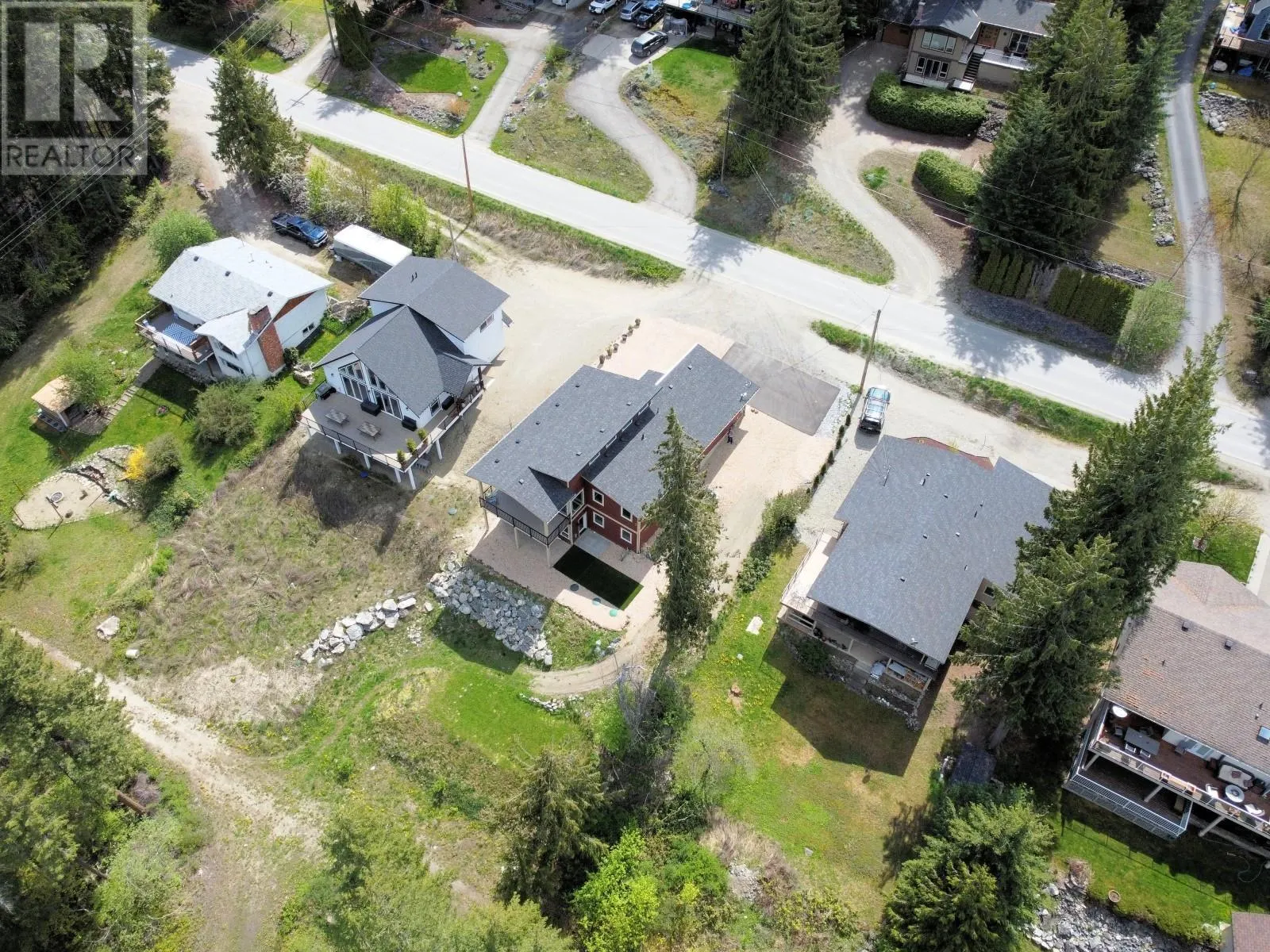 3044 Cedar Drive
