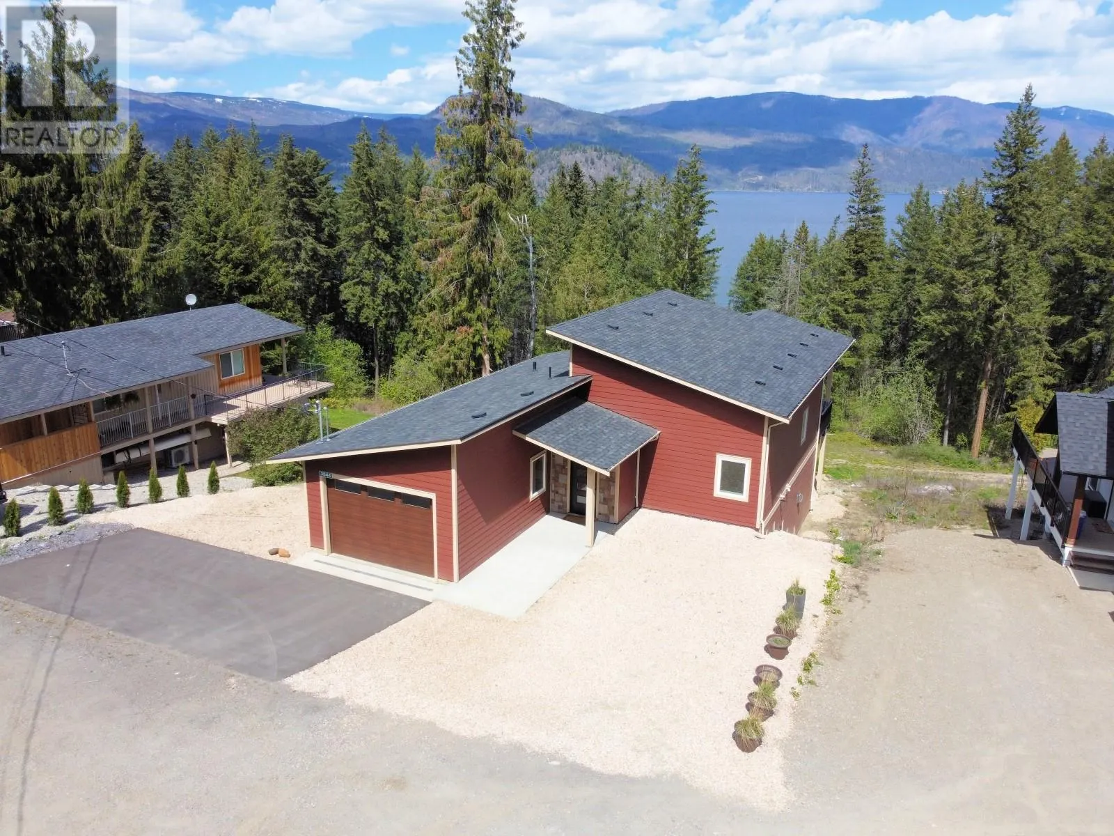 3044 Cedar Drive