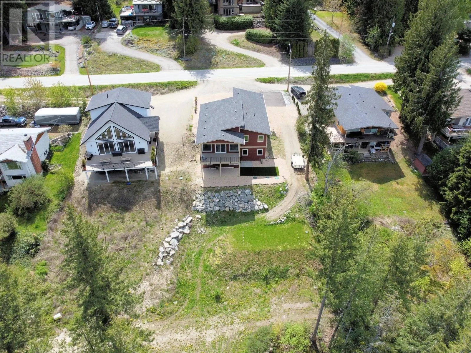 3044 Cedar Drive