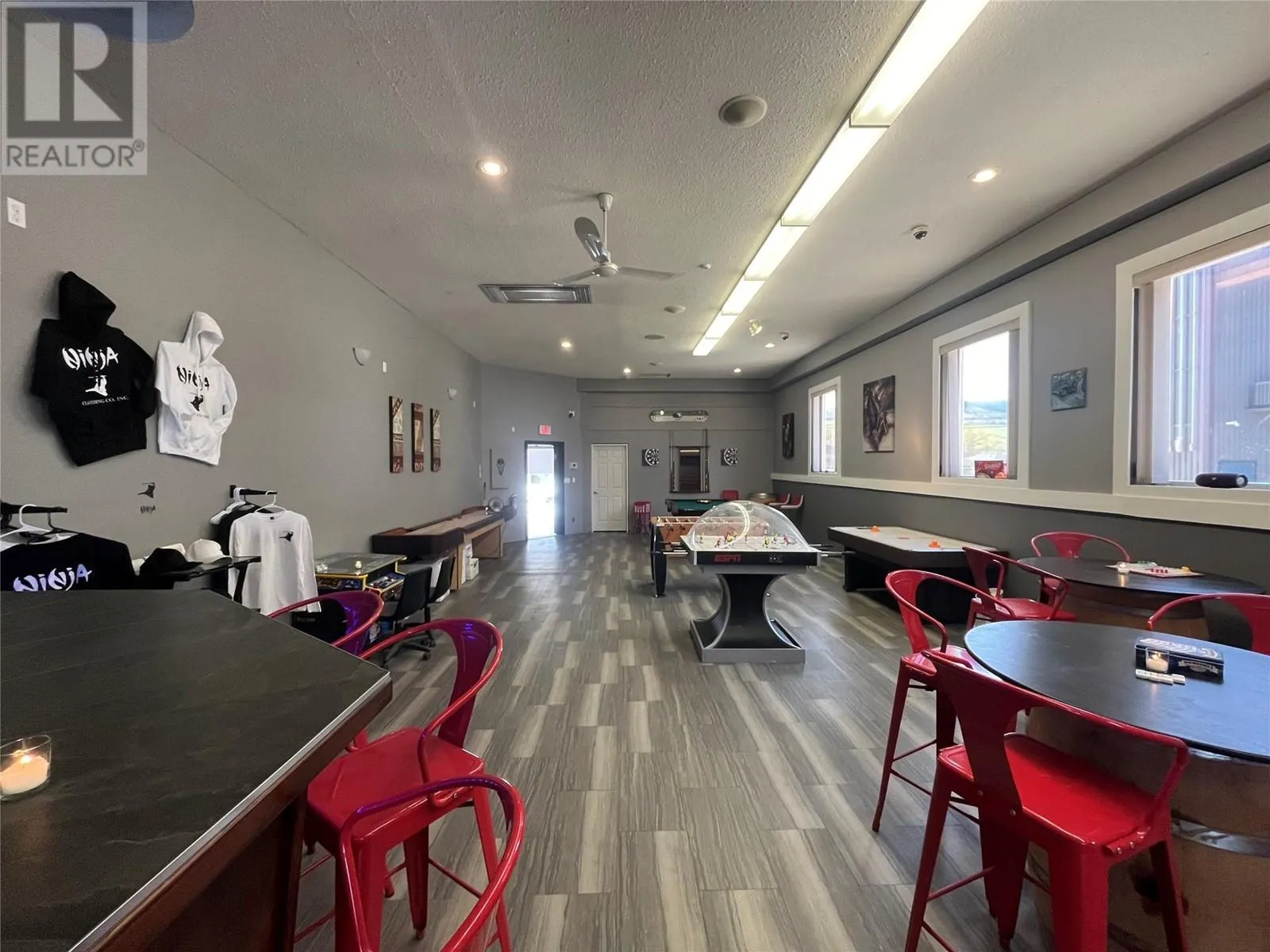 5101 25 Avenue Unit# Main floor