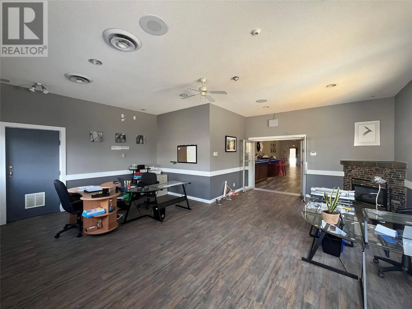 5101 25 Avenue Unit# Main floor