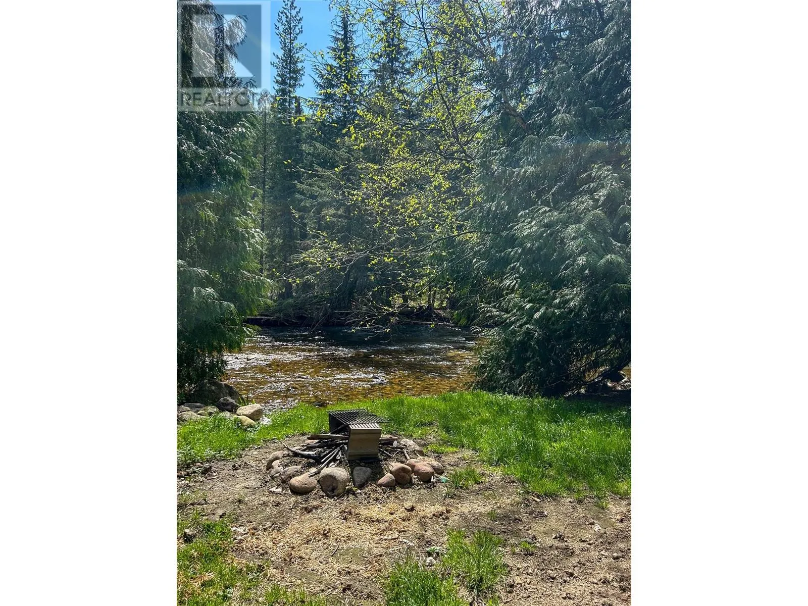 1486 PASS CREEK Road