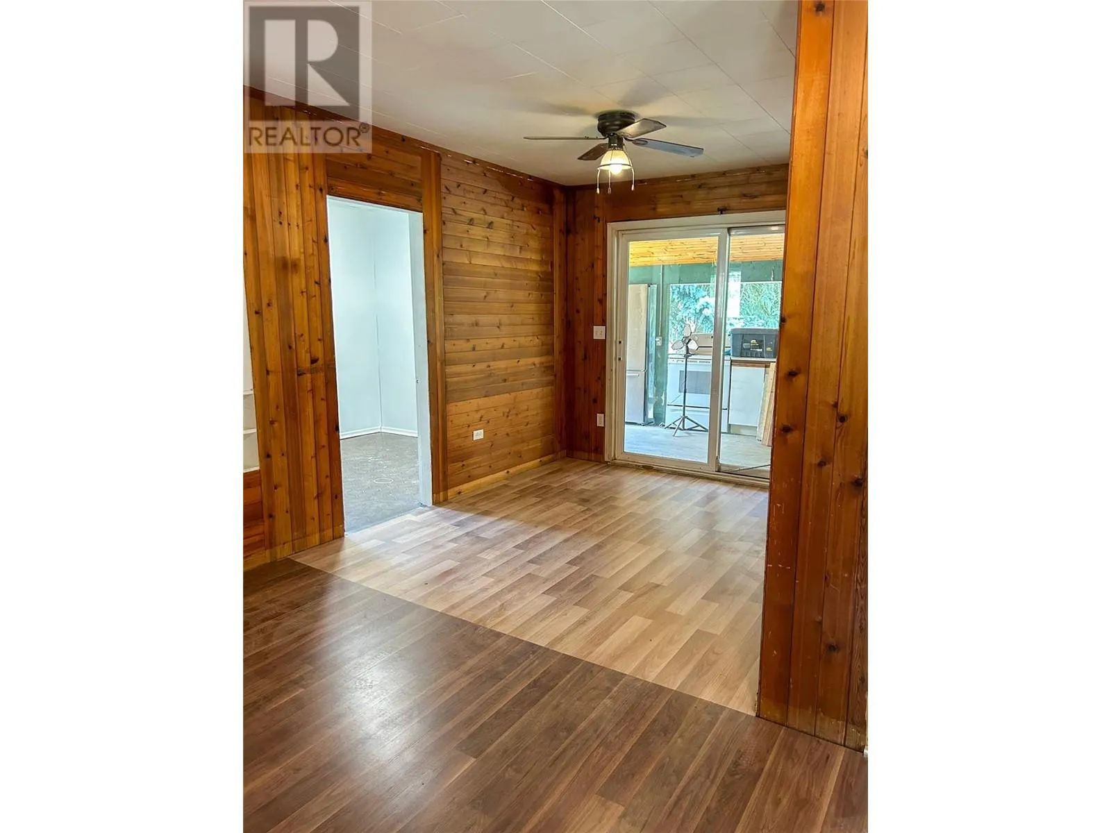 1486 PASS CREEK Road