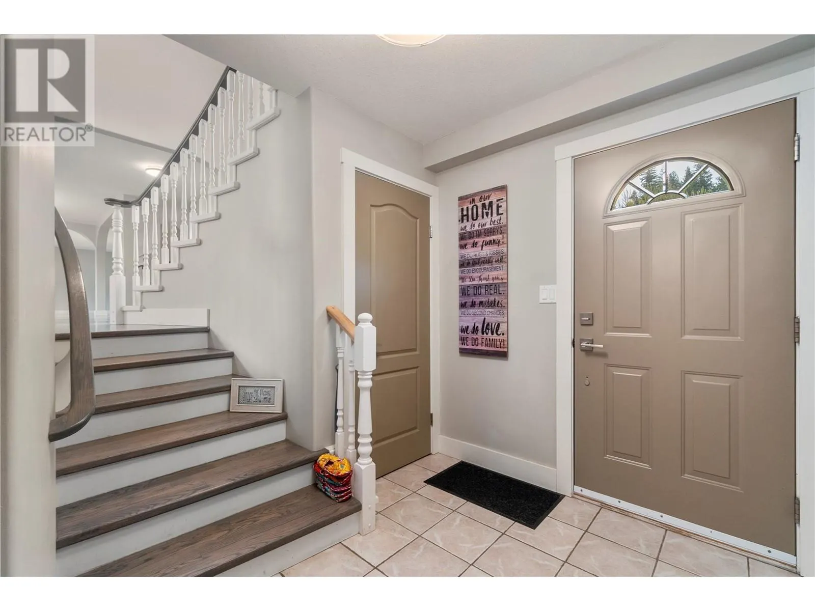 1851 70 Street SE