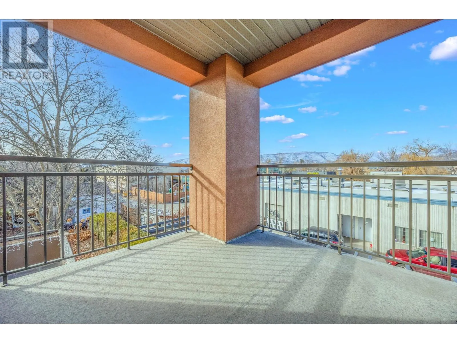1550 Dickson Avenue Unit# 222