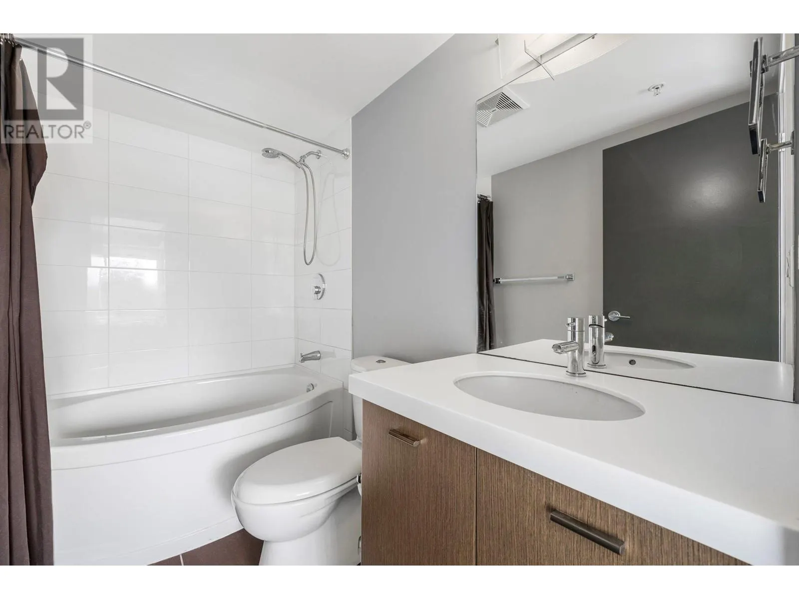 1550 Dickson Avenue Unit# 222