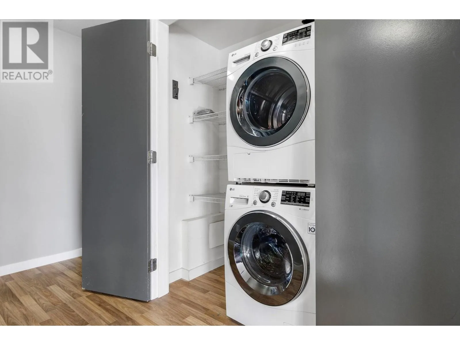 1550 Dickson Avenue Unit# 222