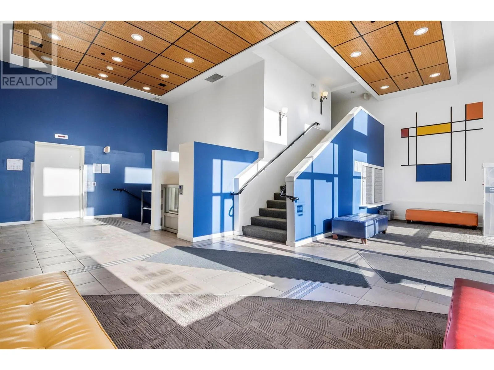 1550 Dickson Avenue Unit# 222