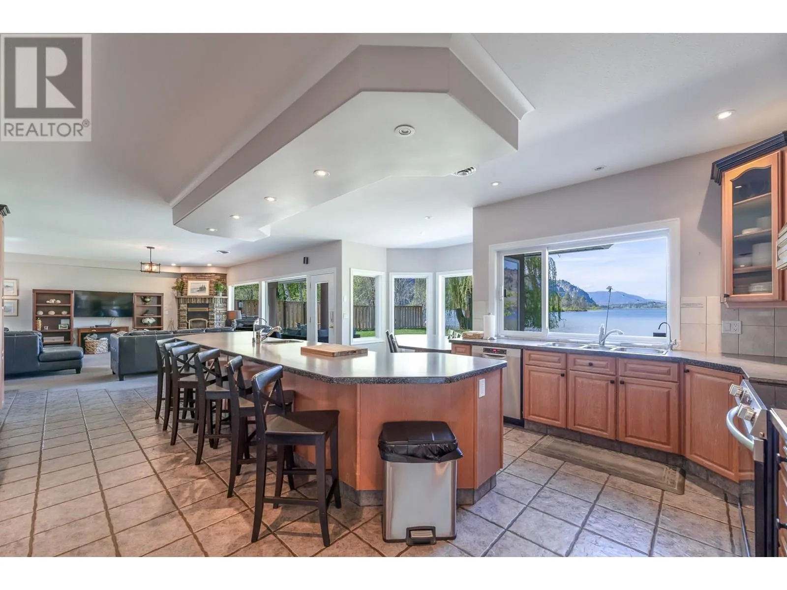 166 SUNDIAL Road