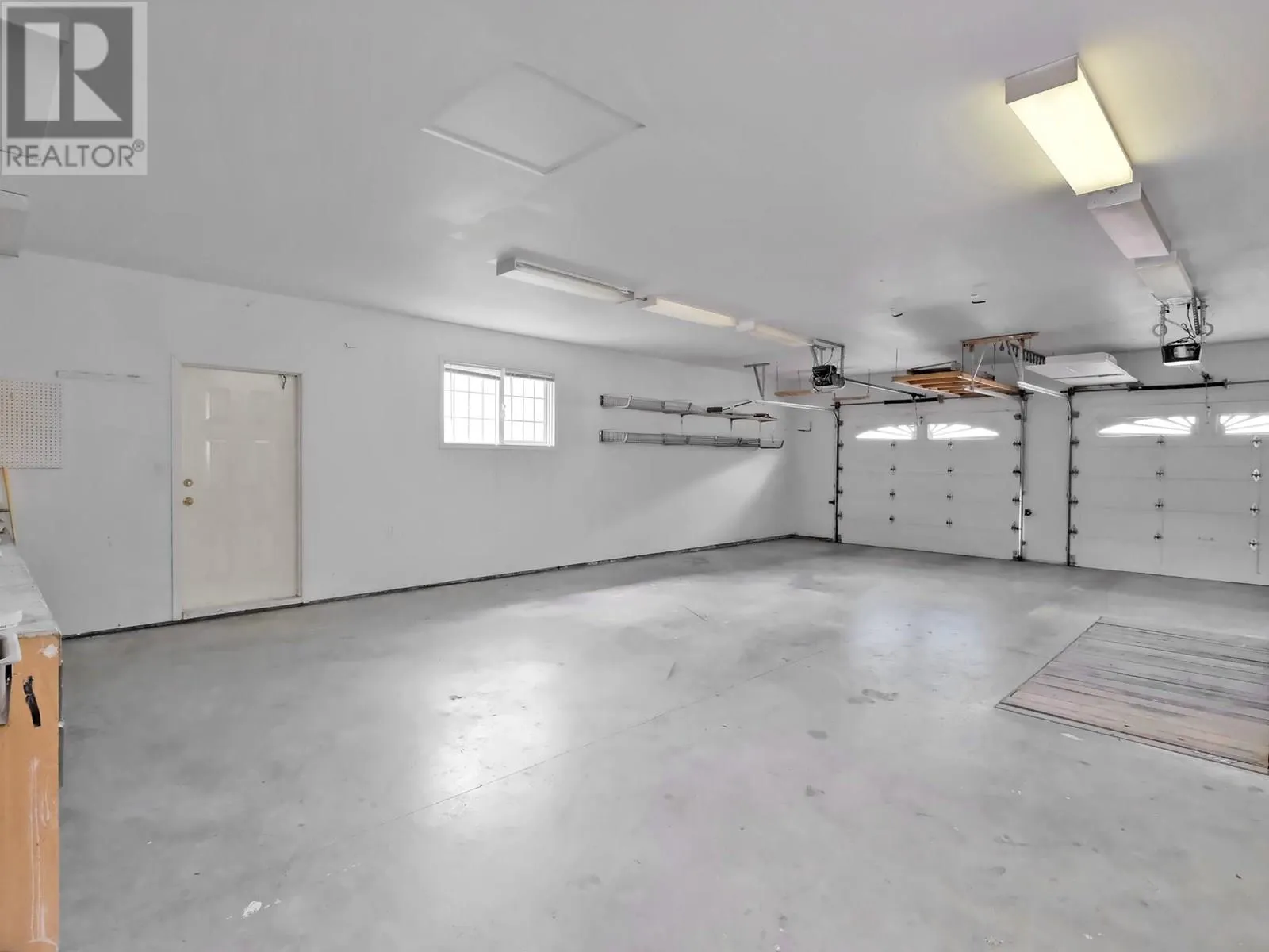 6085 Beatrice Road