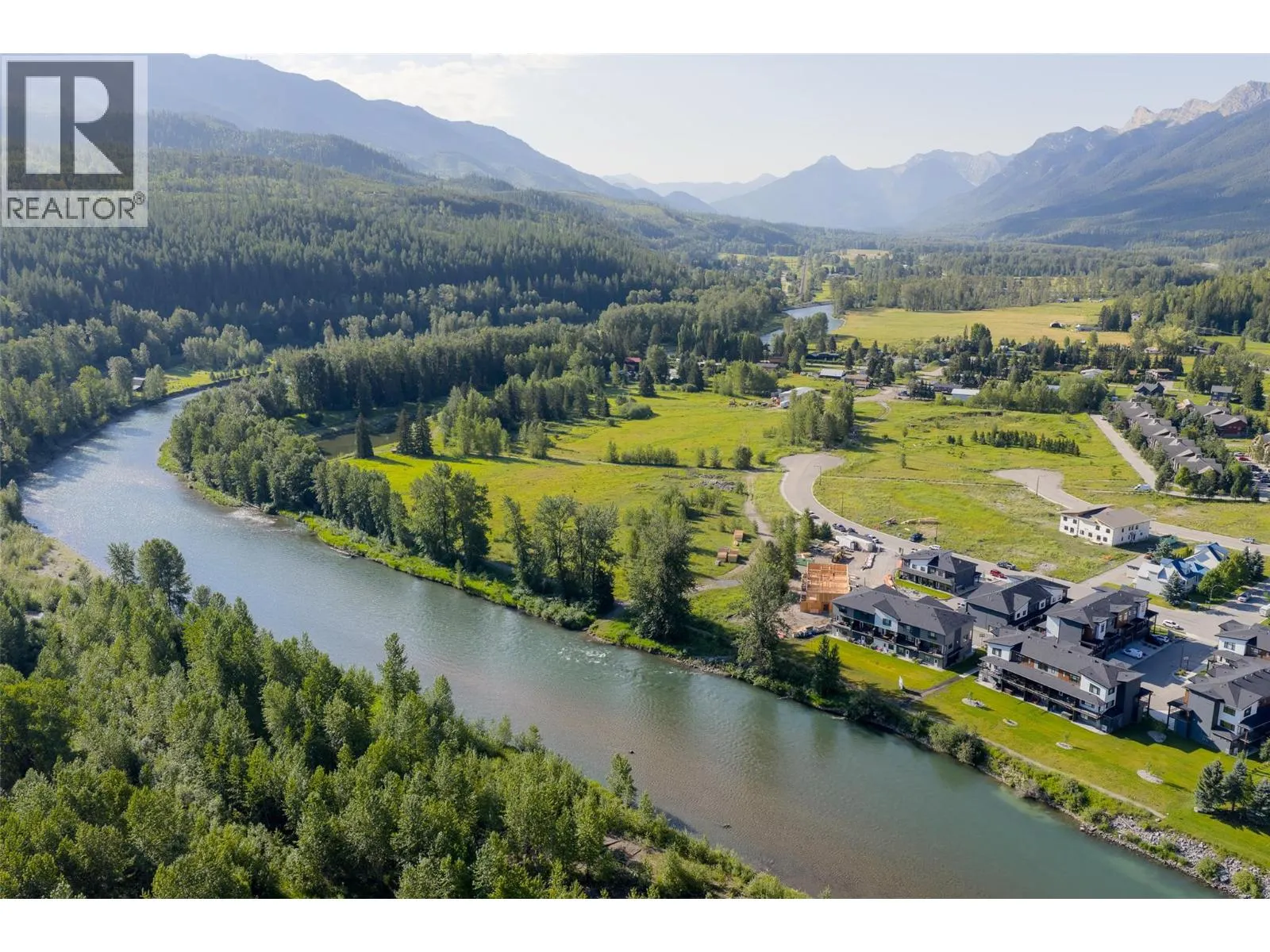 800 Riverside Way Unit# 402