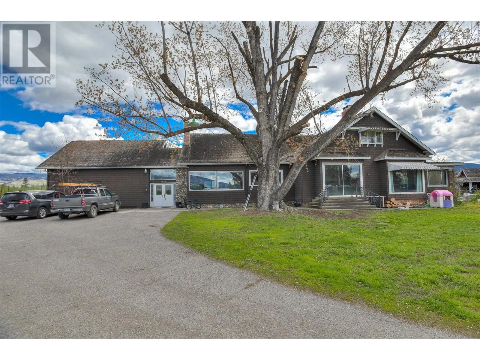 2990 Dunster Road