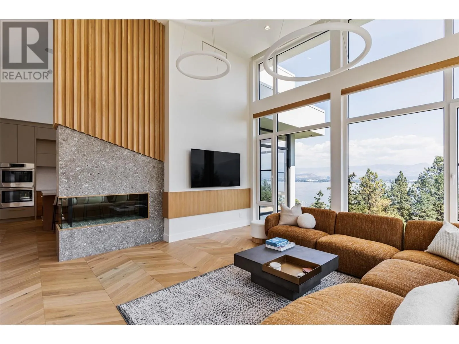 2843 Lakeridge Road