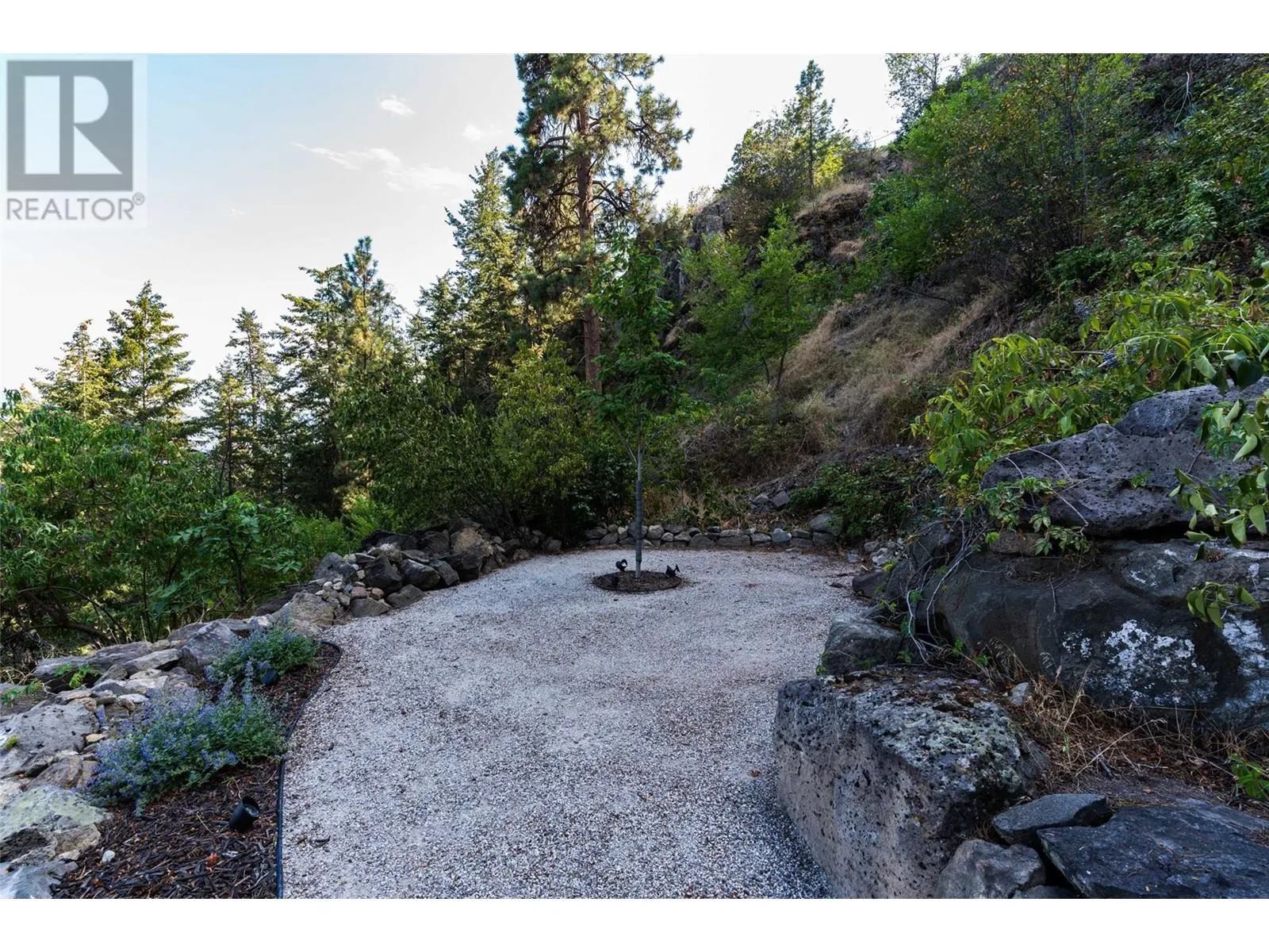 2843 Lakeridge Road