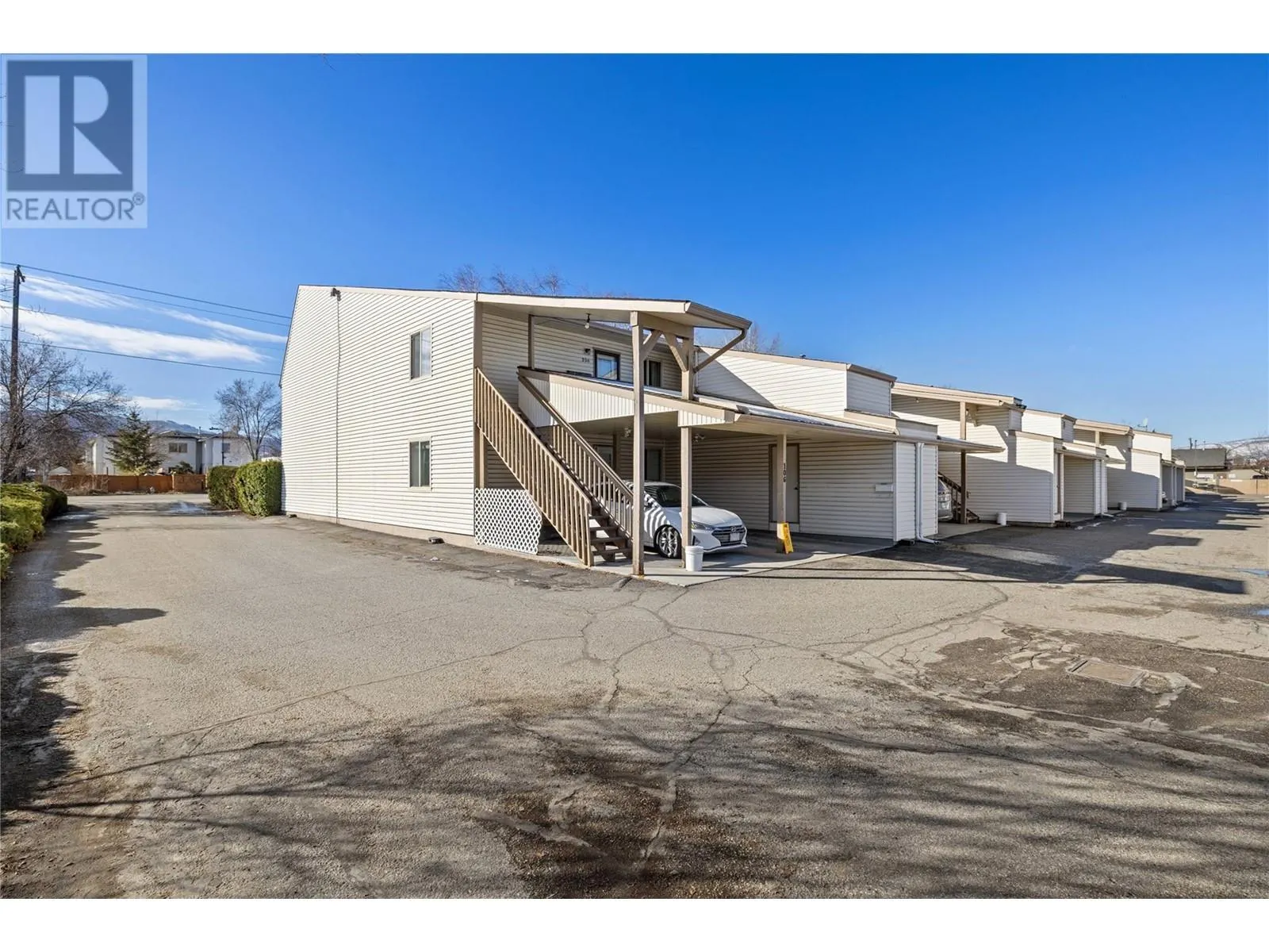 290 Highway 33 E Unit# 206