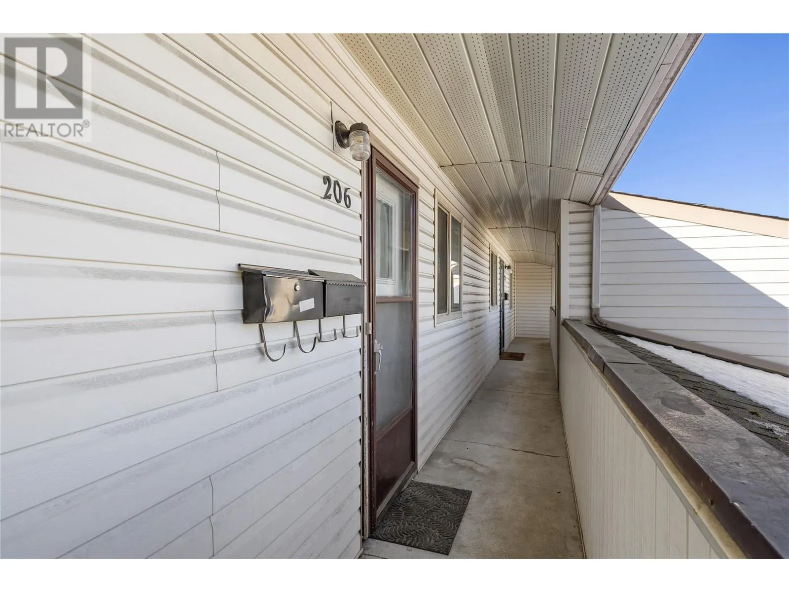 290 Highway 33 E Unit# 206