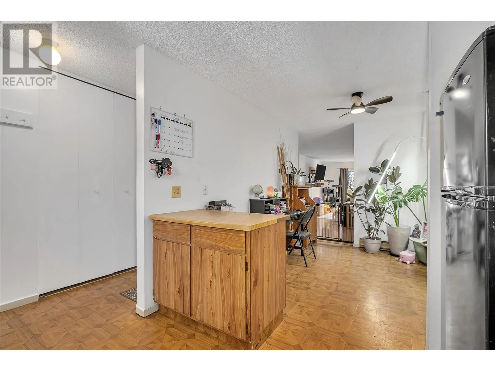 290 Highway 33 E Unit# 206