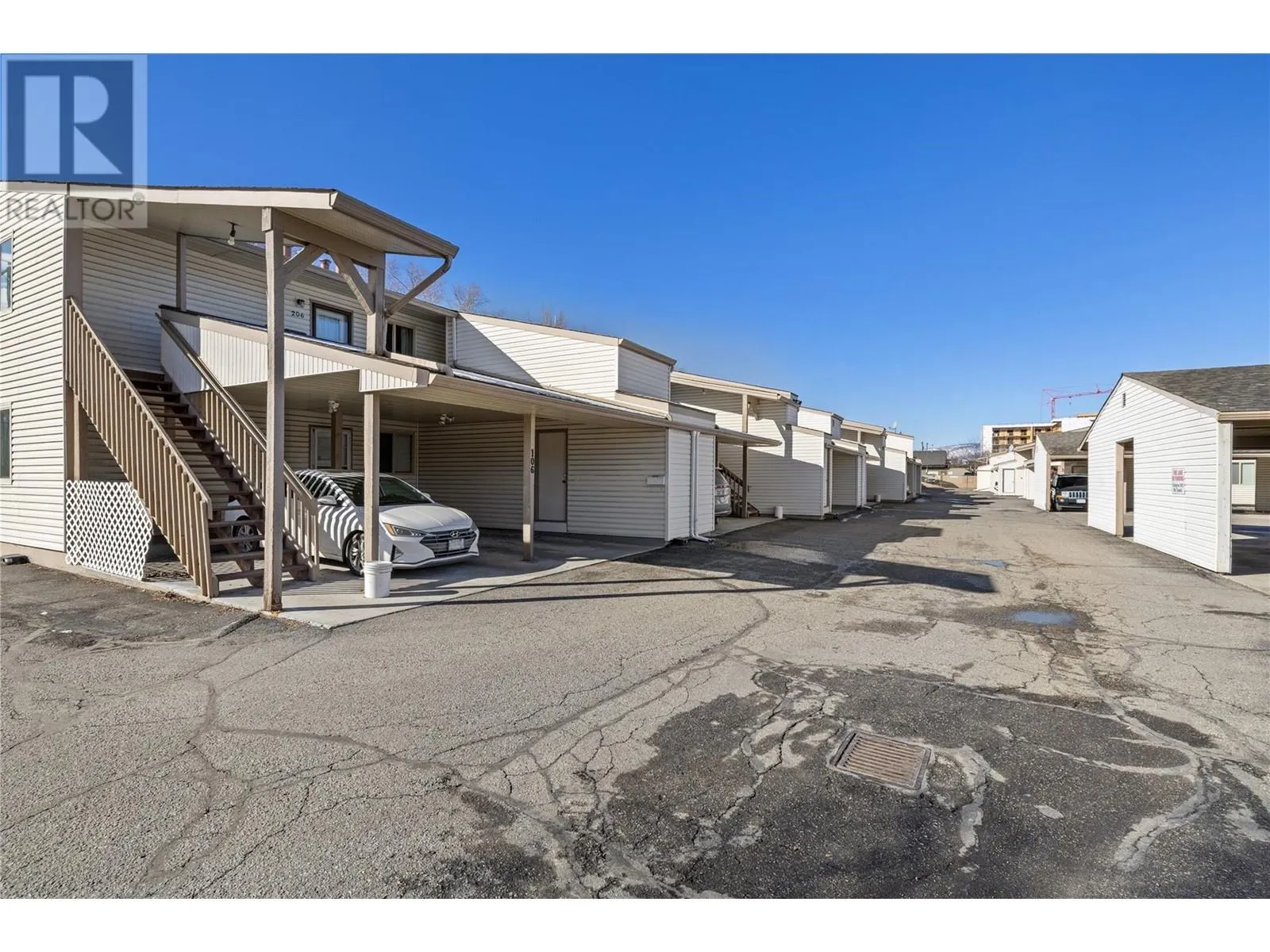 290 Highway 33 E Unit# 206