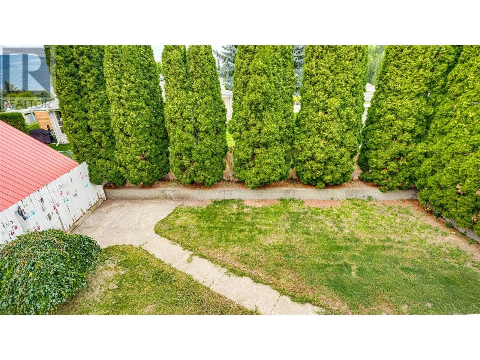 2224 Cedar Ridge Street