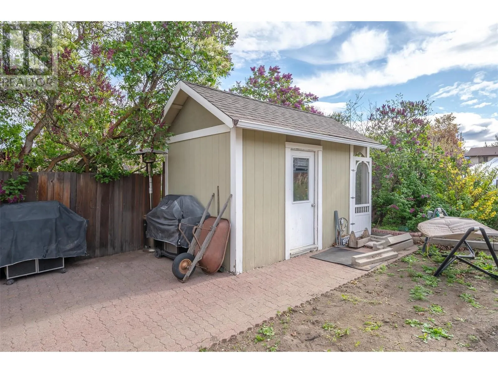 9716 Thompson Road
