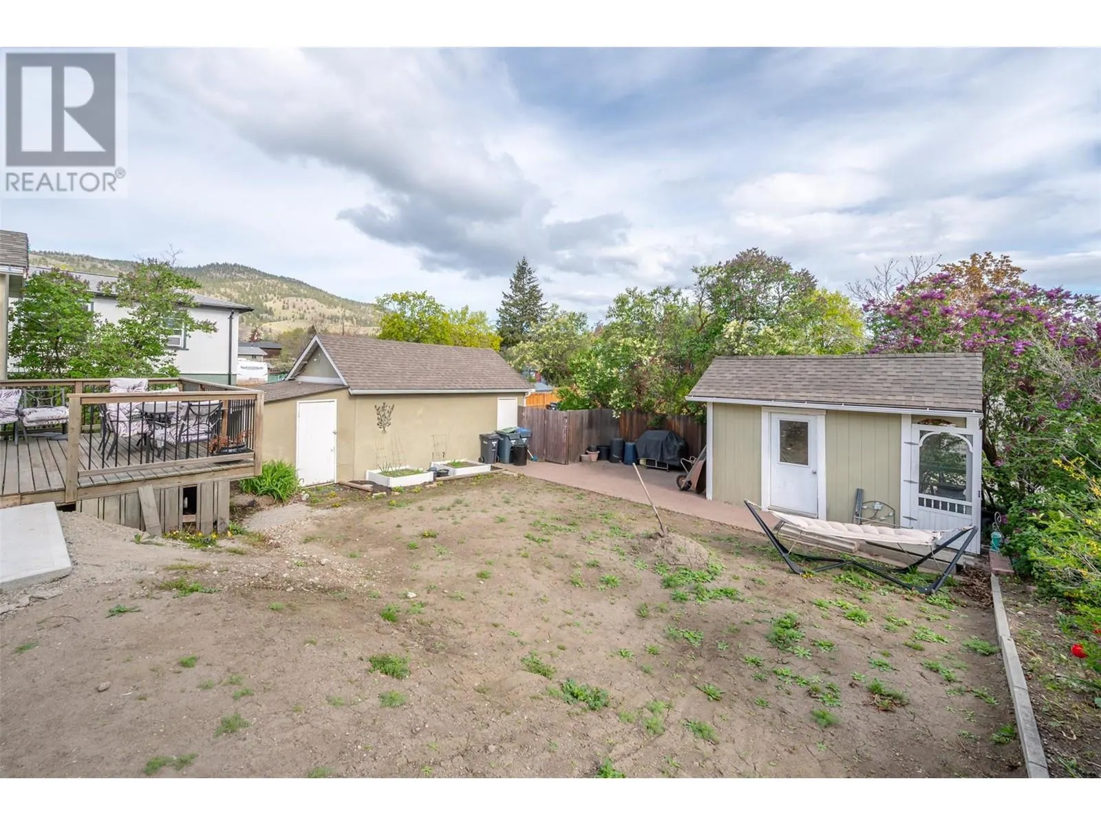 9716 Thompson Road