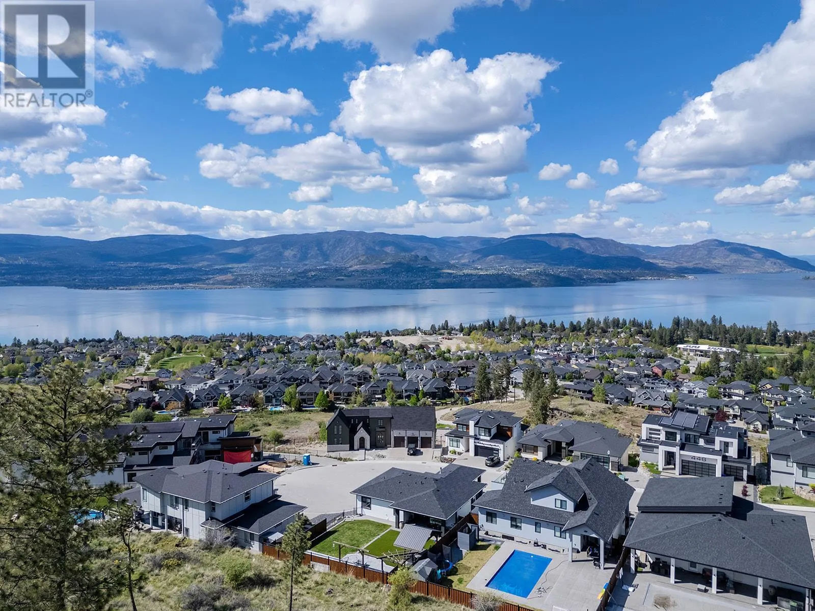 443 Redtail Court