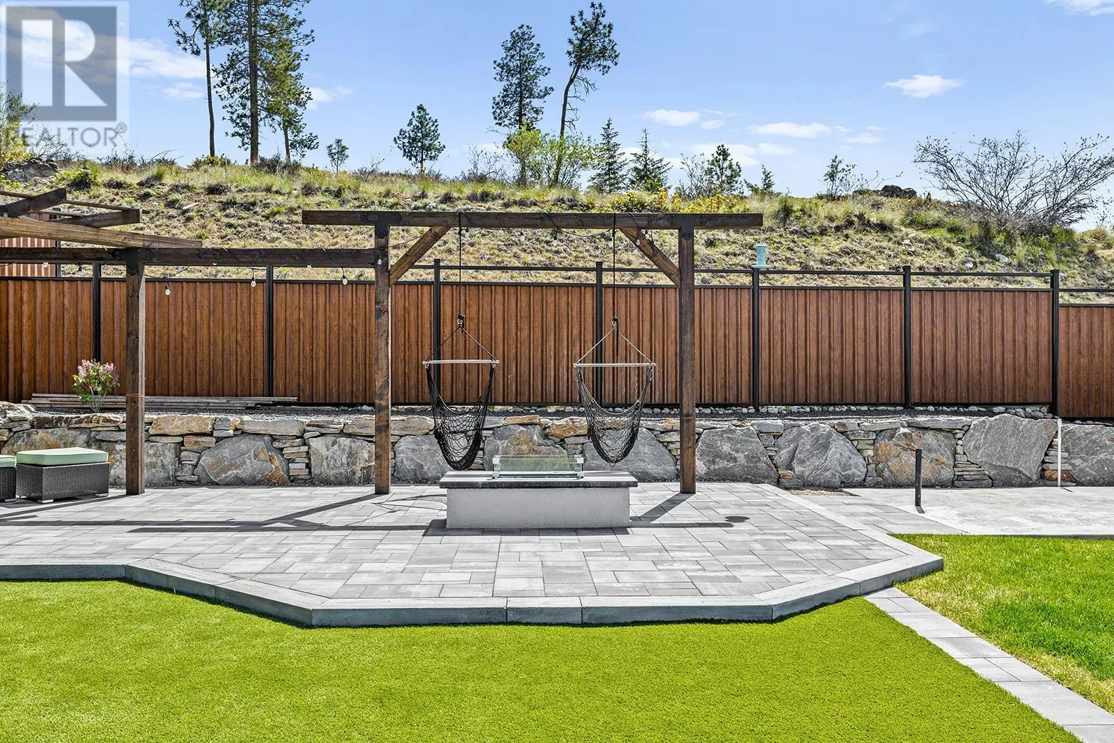 443 Redtail Court