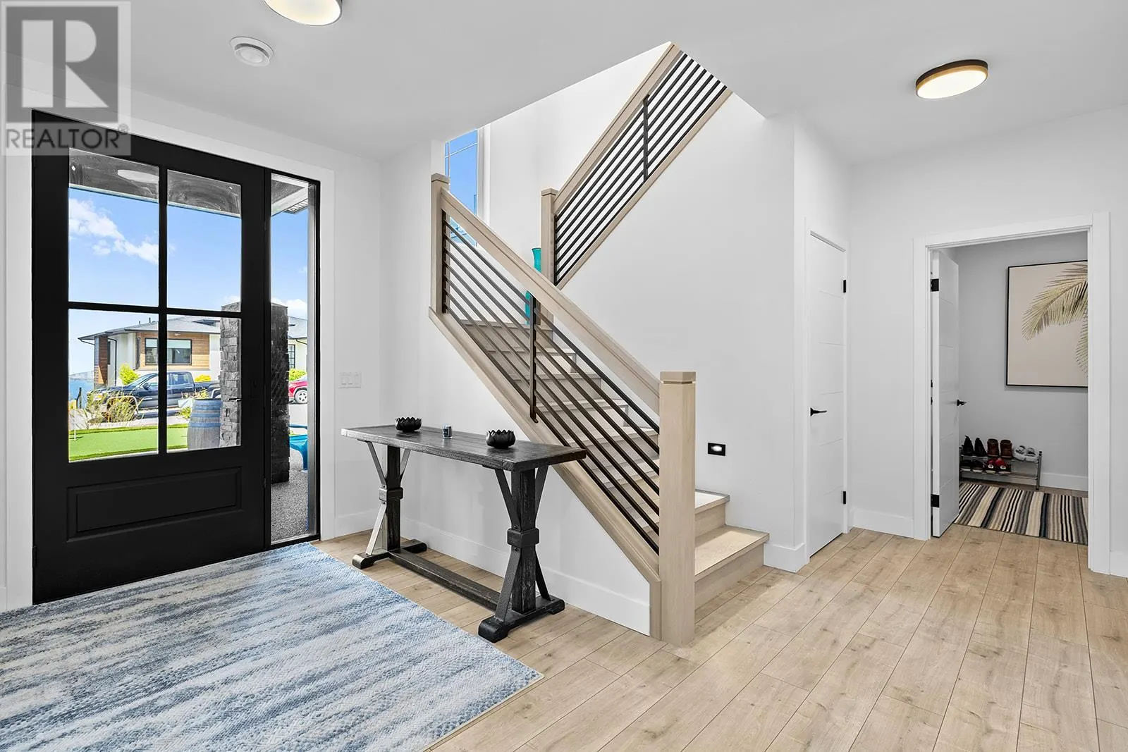 443 Redtail Court