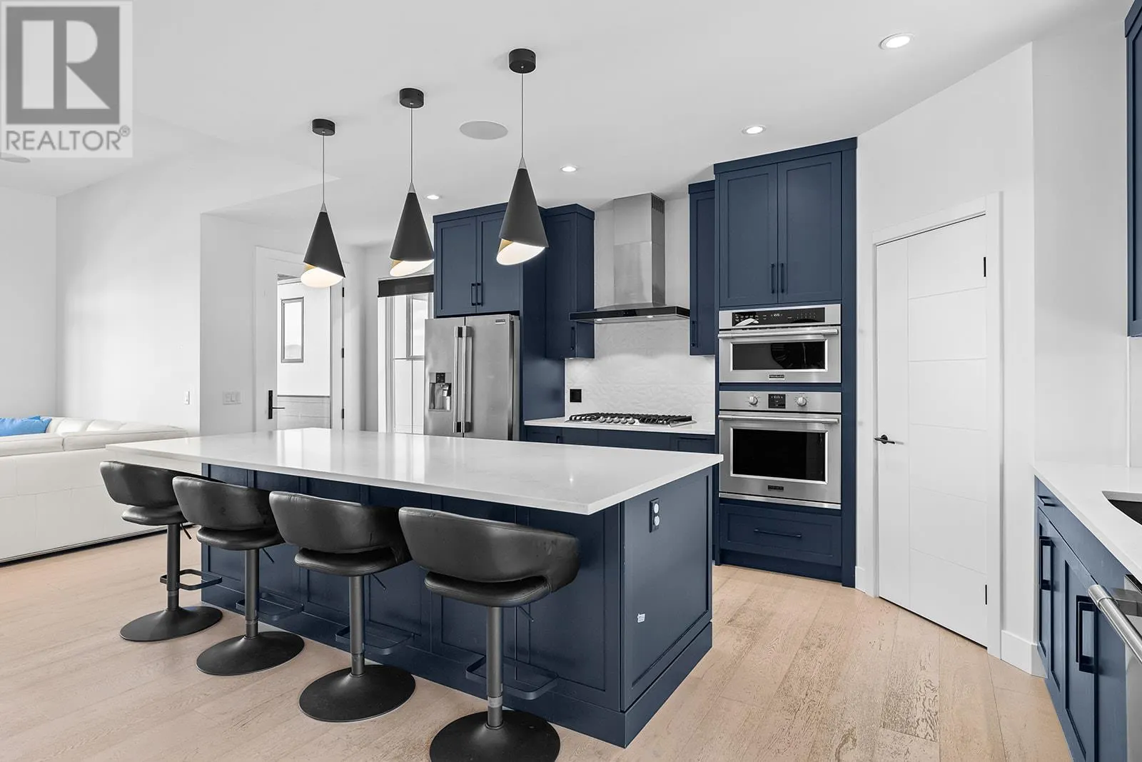 443 Redtail Court