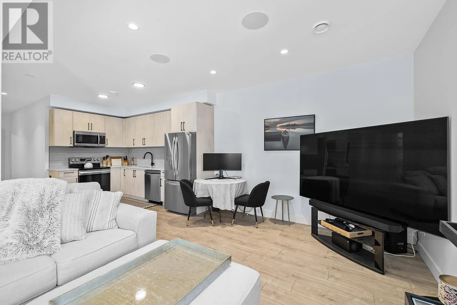 443 Redtail Court