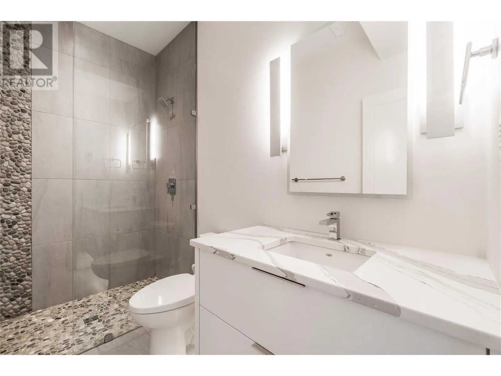 8200 Squilax Anglemont Road Unit# 6