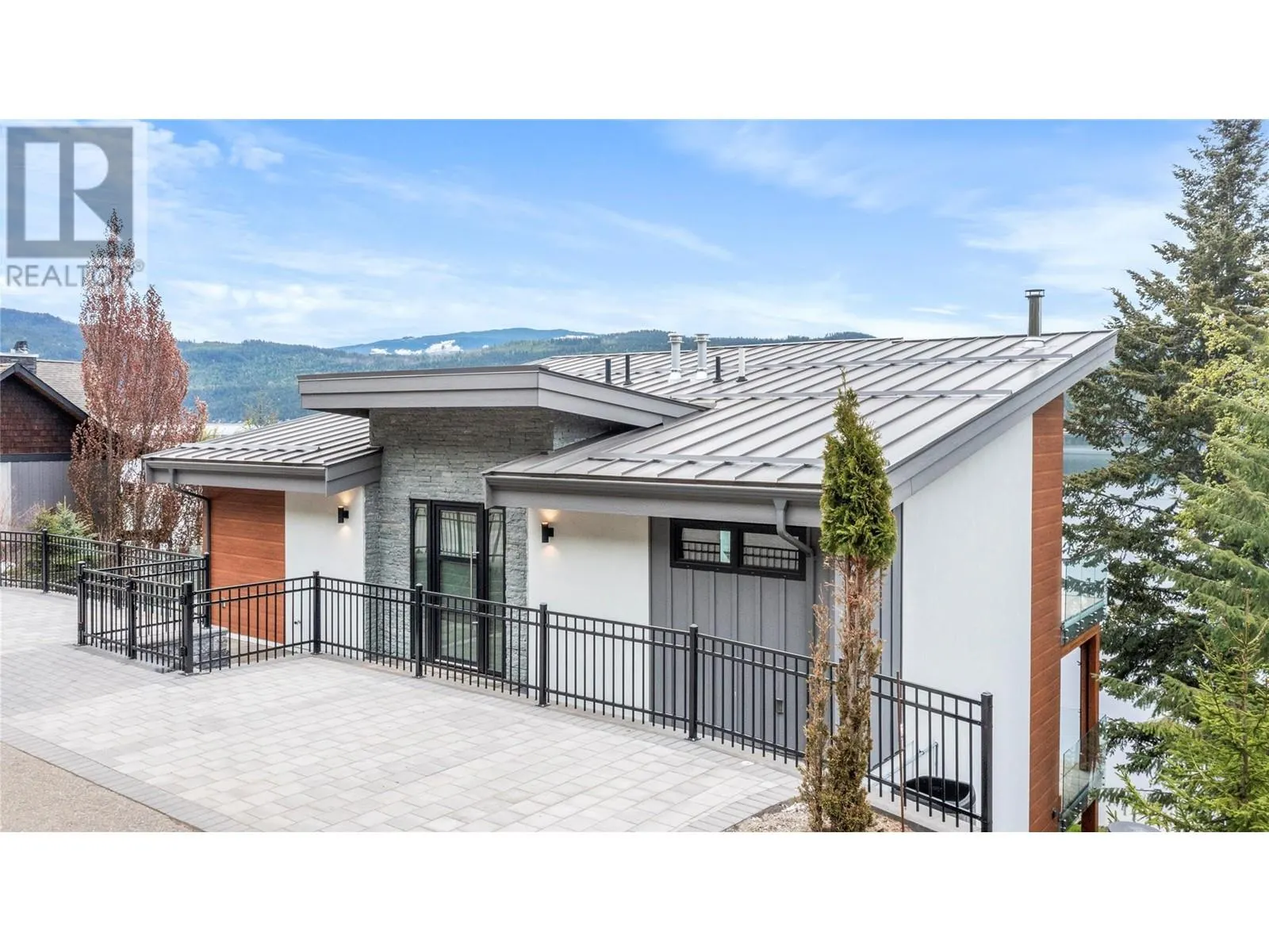 8200 Squilax Anglemont Road Unit# 6