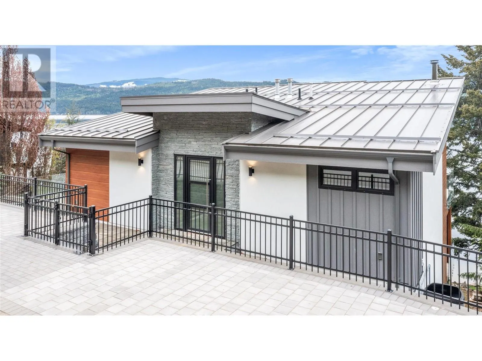 8200 Squilax Anglemont Road Unit# 6