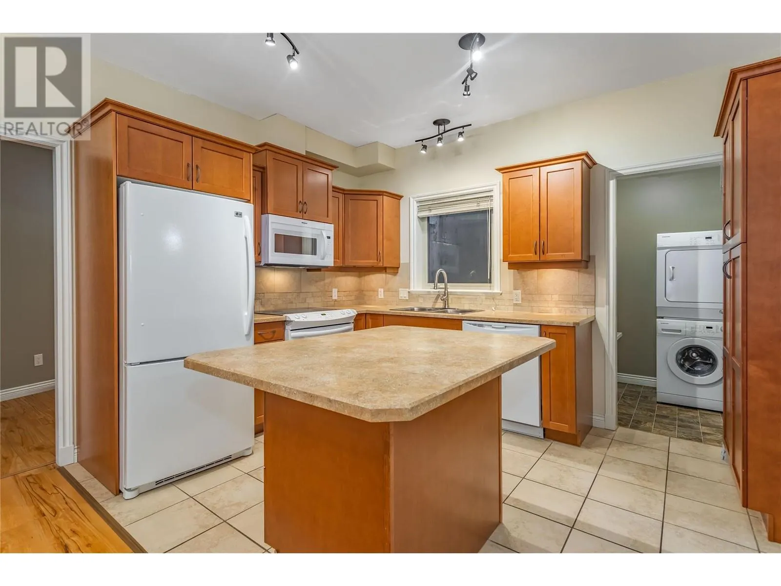 4433 Gordon Drive Unit# 117