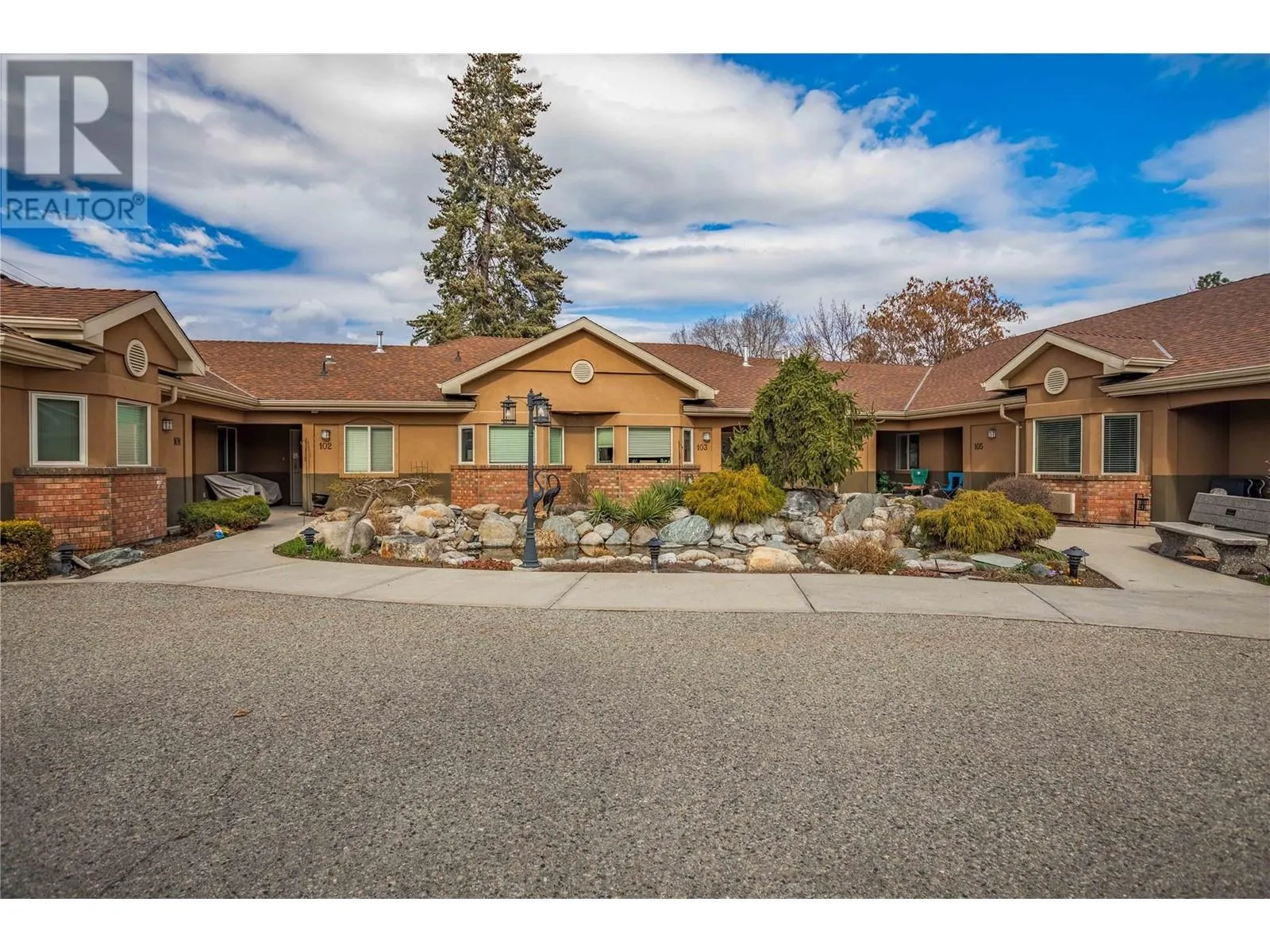 4433 Gordon Drive Unit# 117