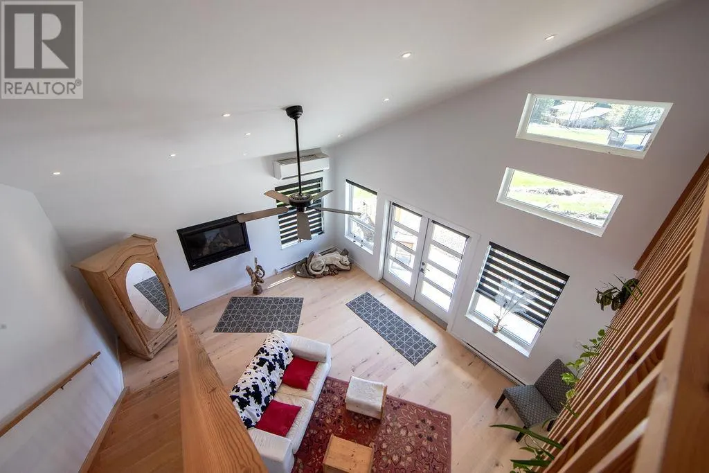 215 Cotswold Road