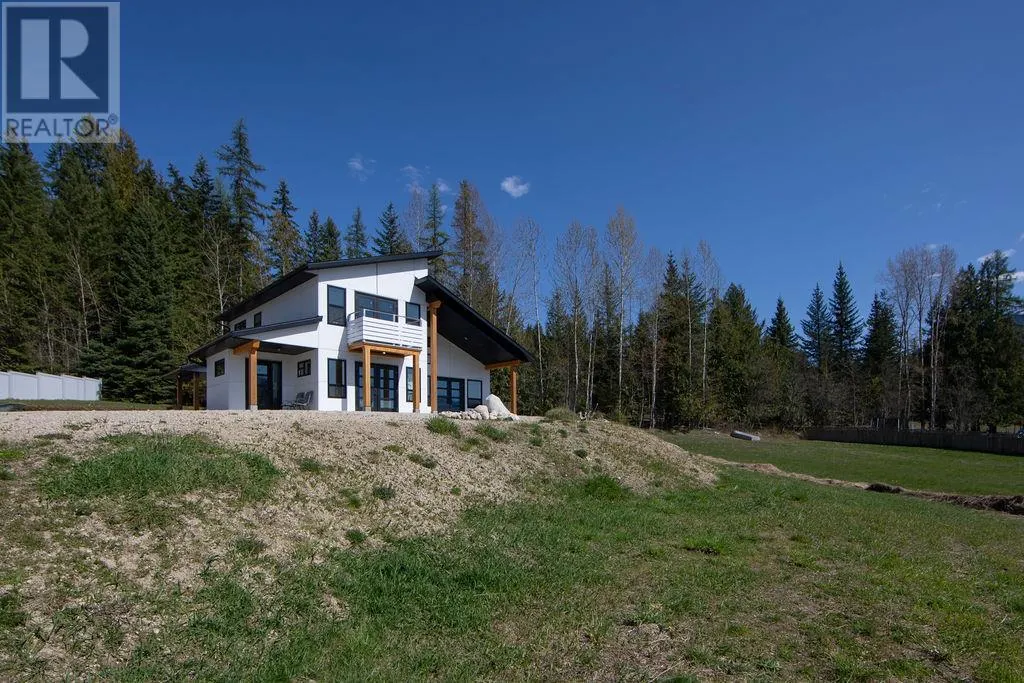 215 Cotswold Road