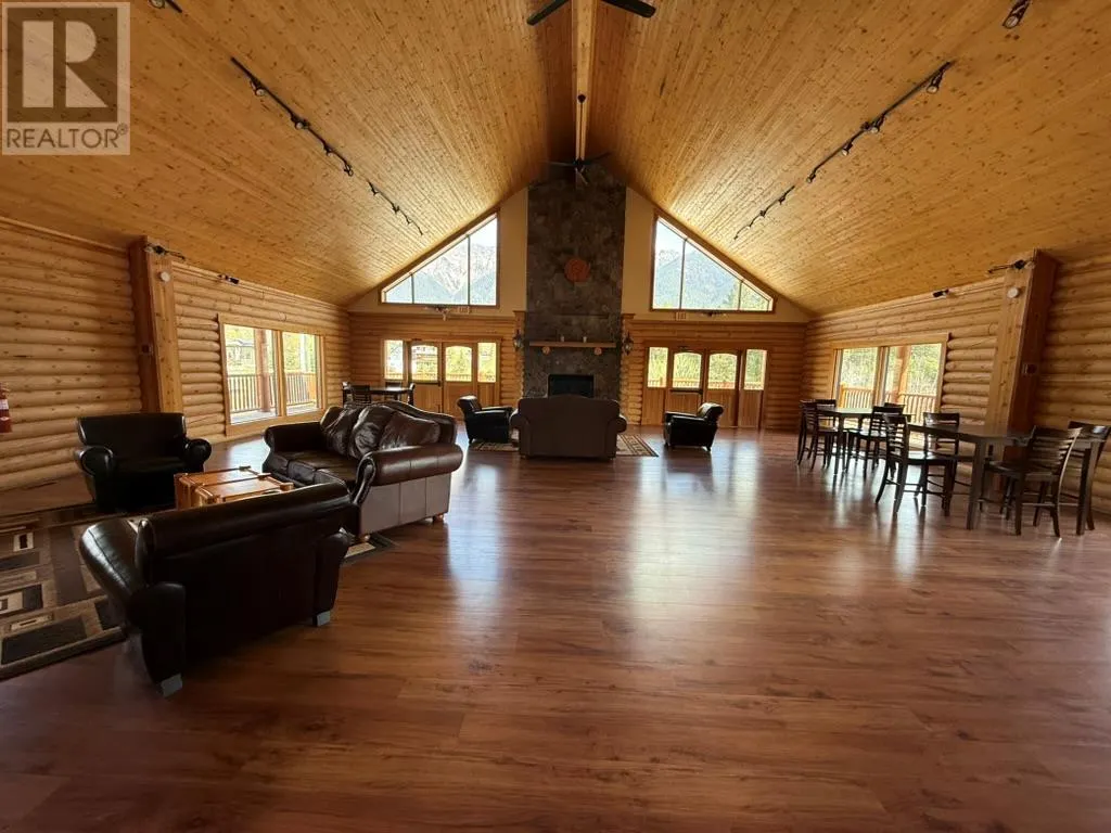 4868 RIVERVIEW Drive Unit# 183