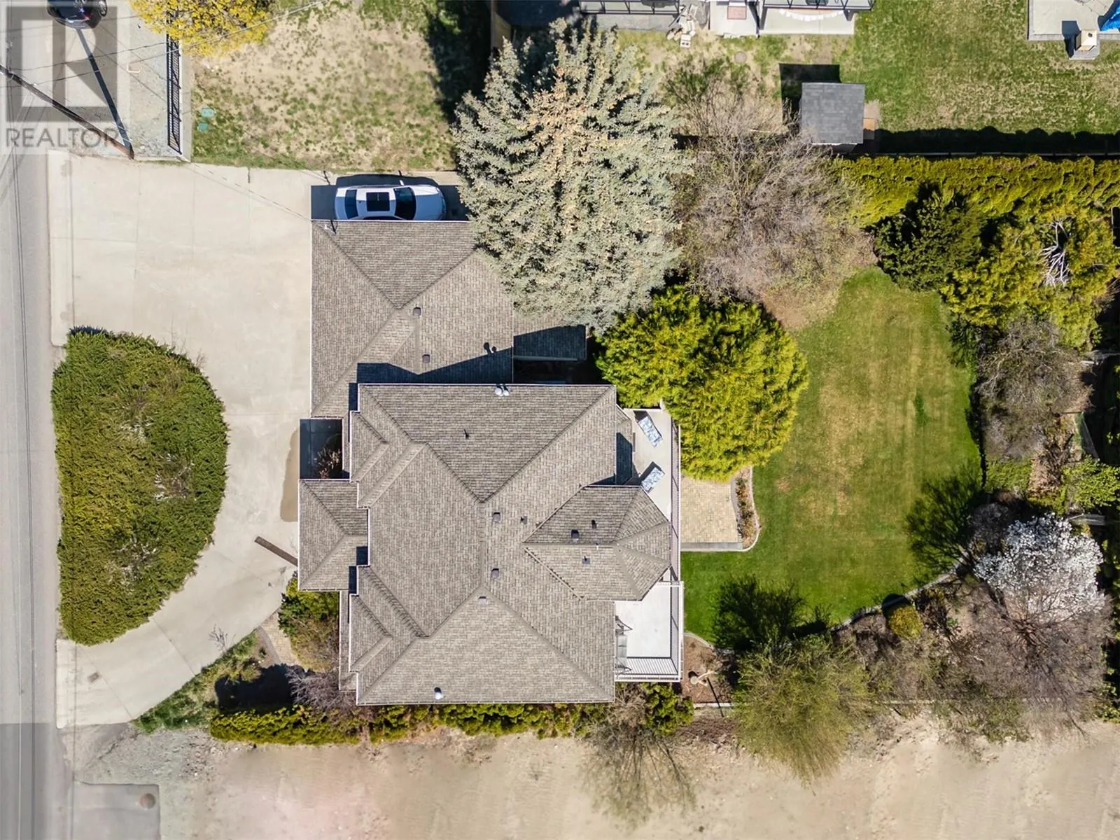 2341 Thacker Drive