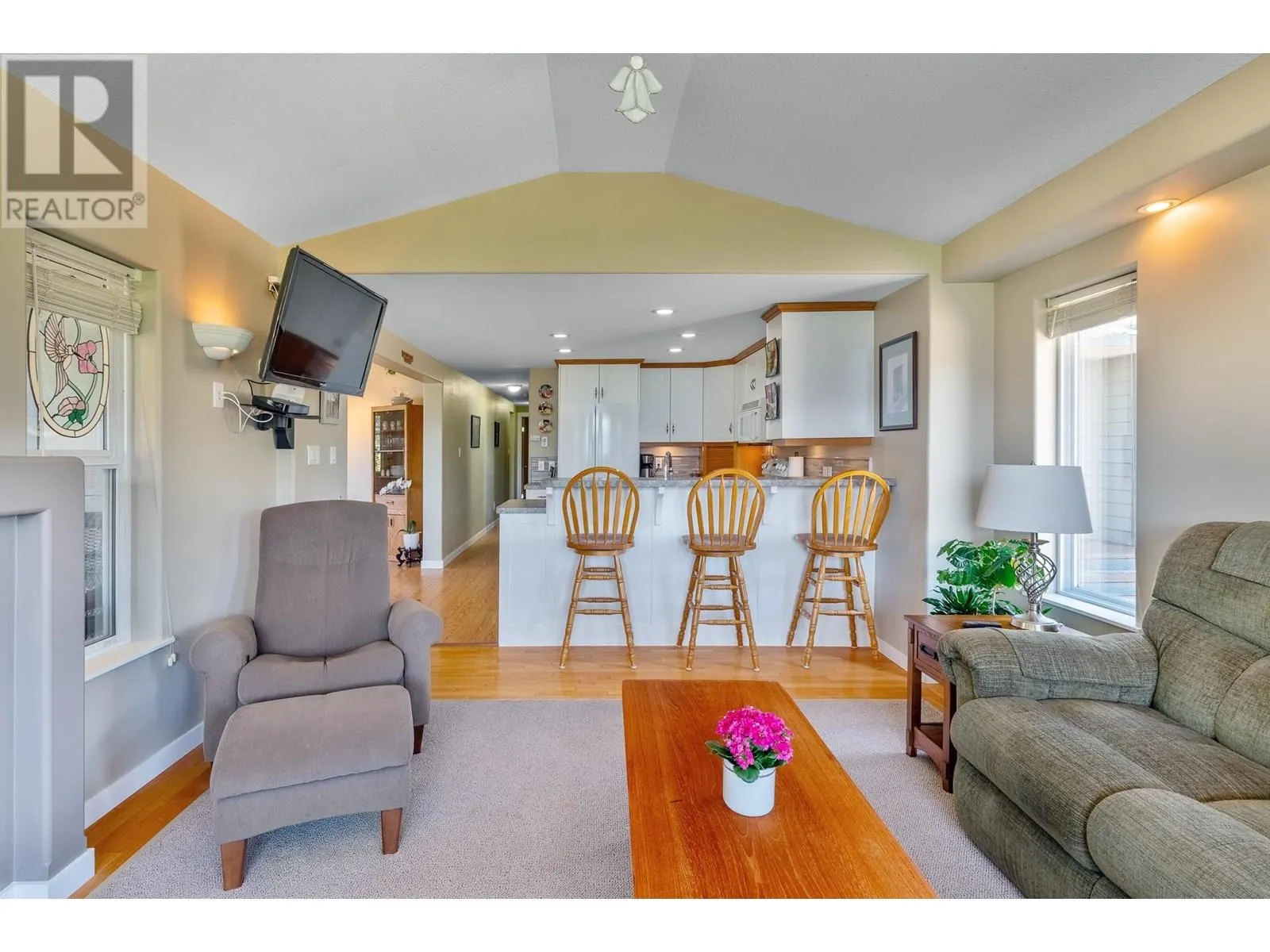 285 Kault Hill Road
