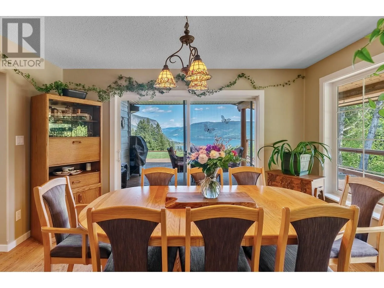 285 Kault Hill Road