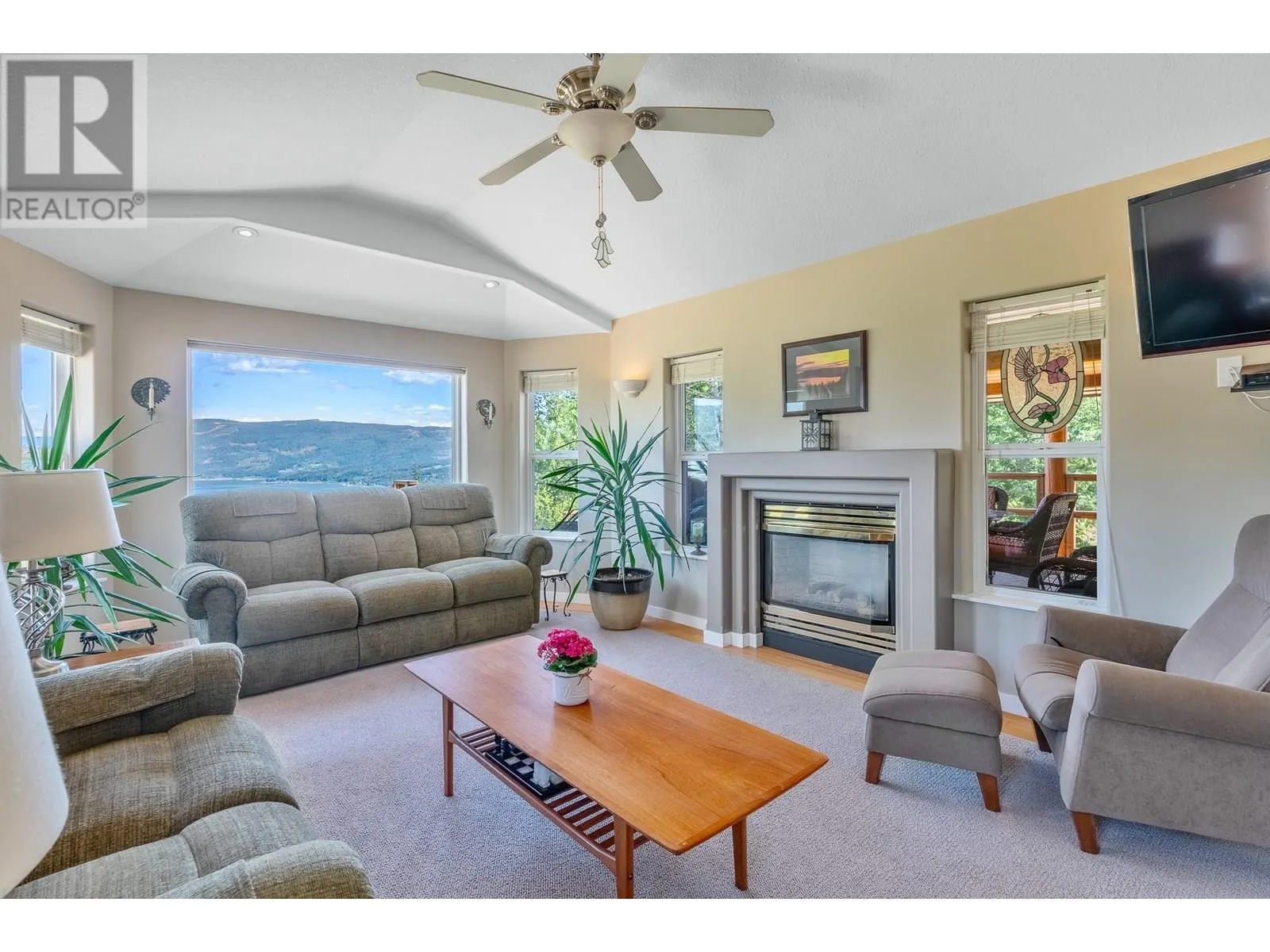 285 Kault Hill Road
