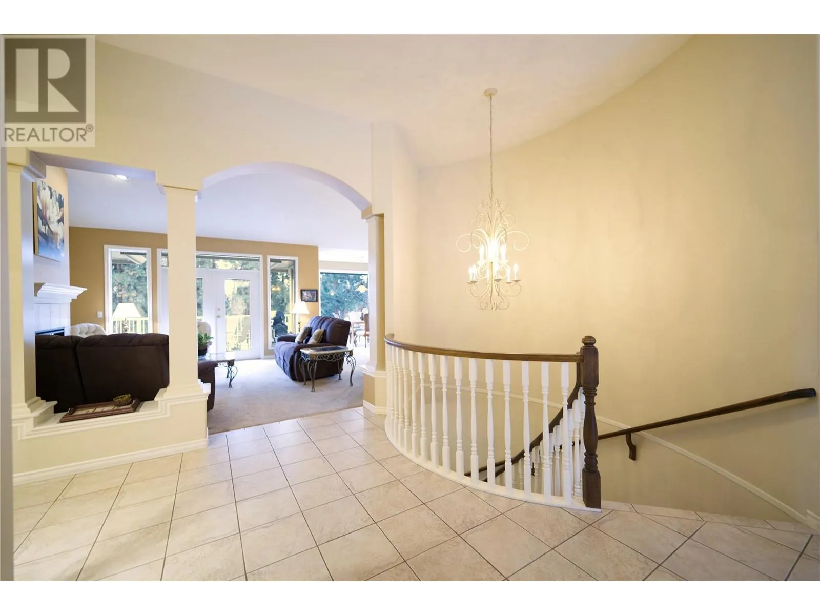 3905 Gallaghers Circle