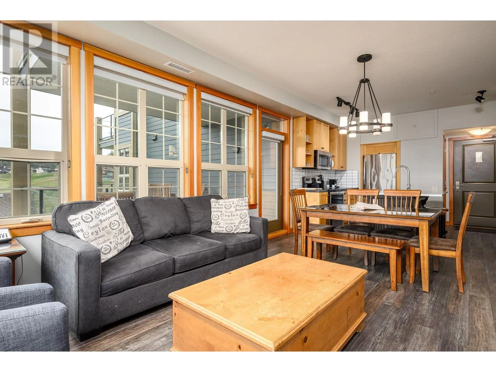 101 Village Centre Court Unit# 332