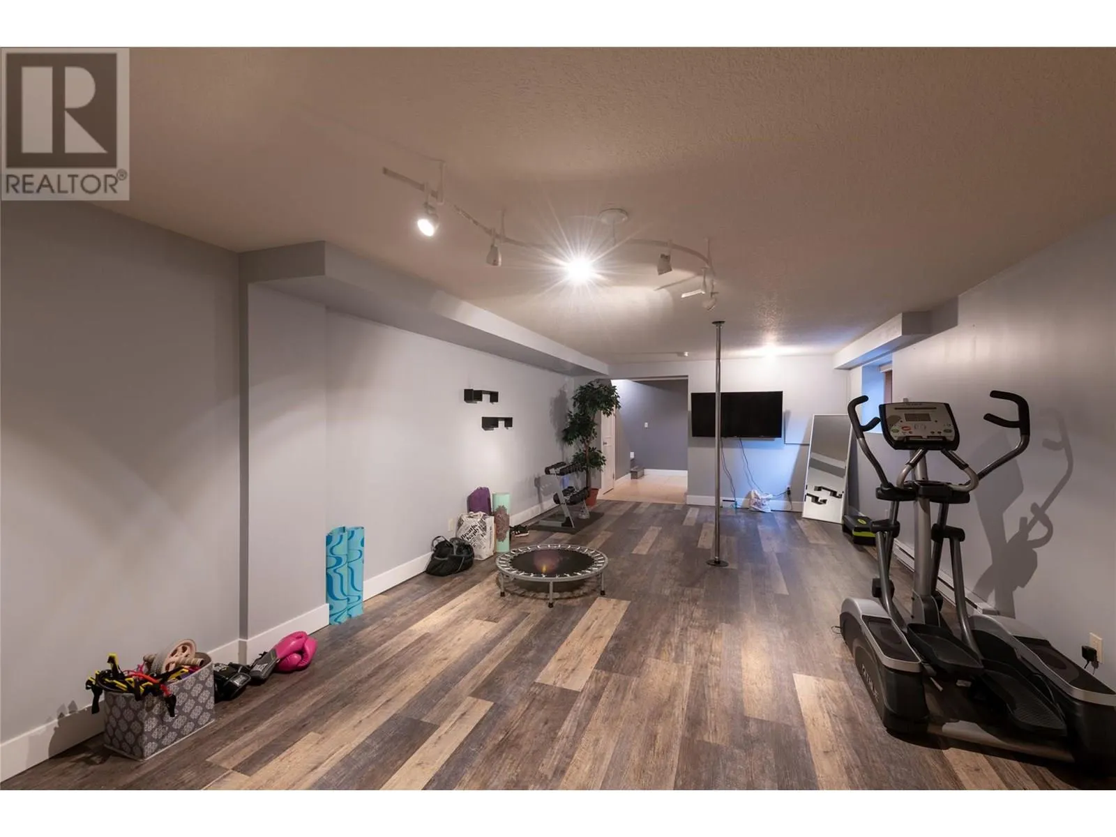 3045 Lindberg Road