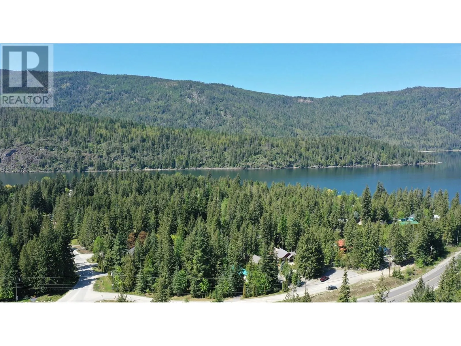 8979 Hummingbird Frontage Road