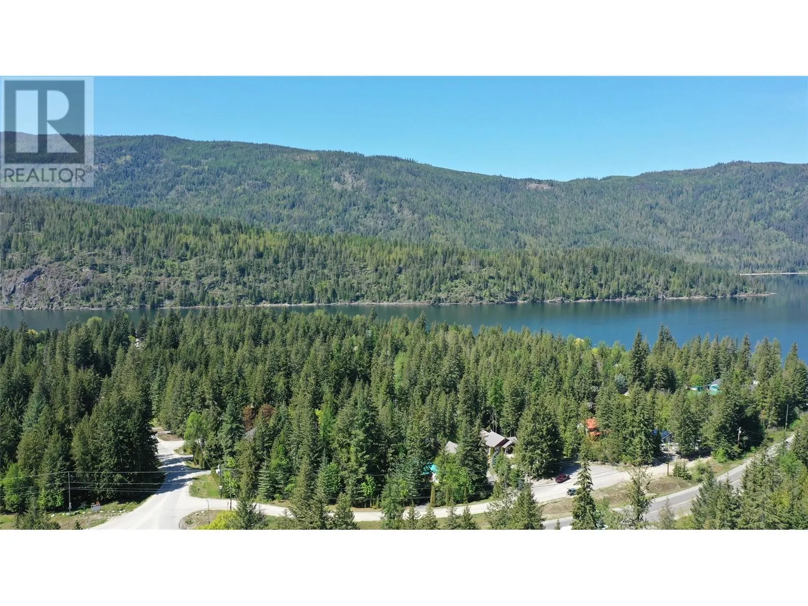 8979 Hummingbird Frontage Road