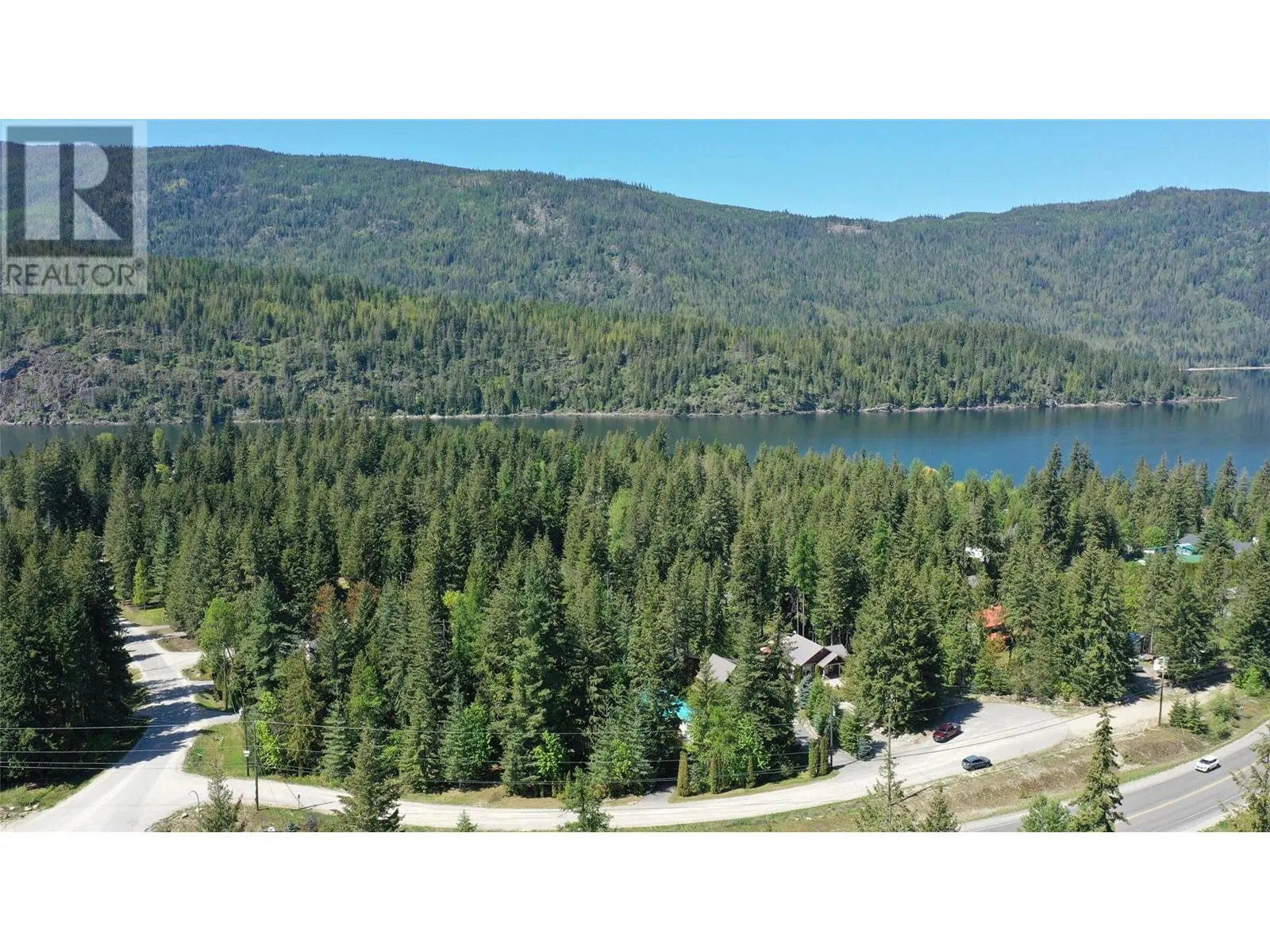 8979 Hummingbird Frontage Road